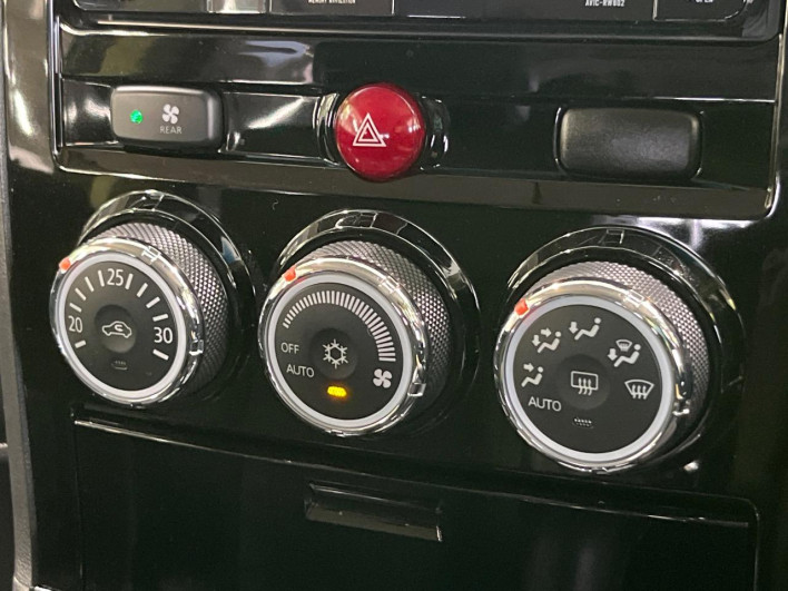 2018 Mitsubishi Delica D:5 LDA-CV1W (UW-6a34b23bccfaf)[12]