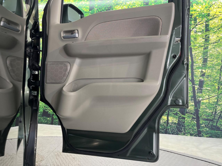 2019 Suzuki Every Wagon ABA-DA17W (UW-6a34b24318698)[17]