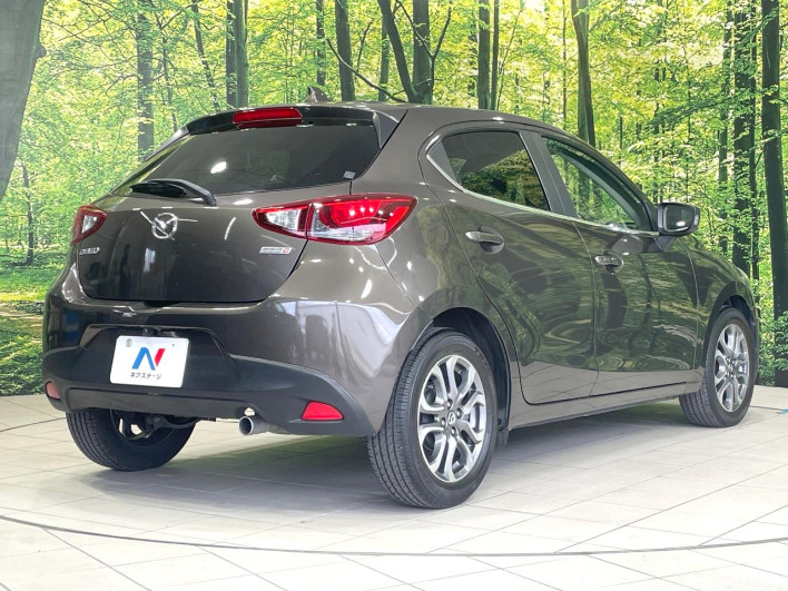 2015 Mazda Demio LDA-DJ5FS (UW-6a34b245df0a8)[18]