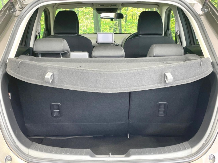 2015 Mazda Demio LDA-DJ5FS (UW-6a34b245df0a8)[25]