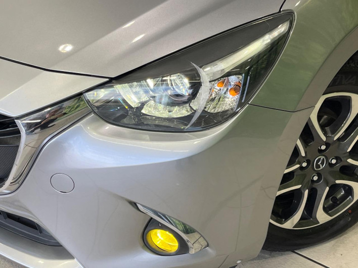 2016 Mazda Demio LDA-DJ5FS (UW-6a34b246ada6f)[5]