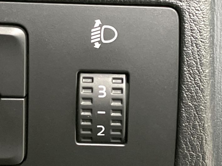2017 Mazda Demio LDA-DJ5FS (UW-6a34b247e72fb)[14]