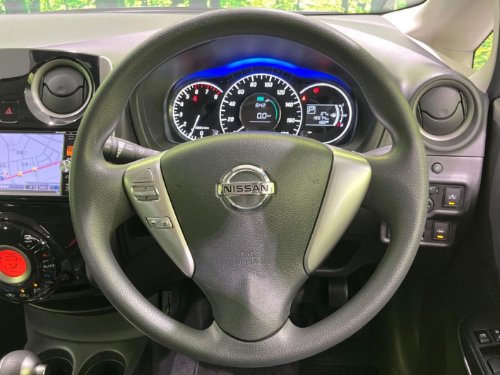2015 Nissan Note DBA-E12 (UW-6a34b24f853be)[25]