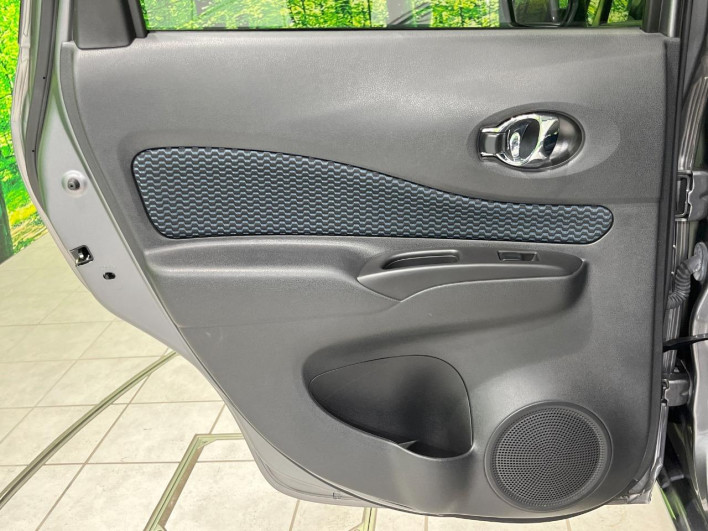 2015 Nissan Note DBA-E12 (UW-6a34b24f853be)[20]