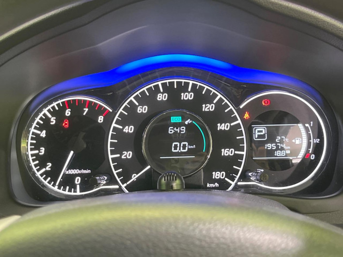 2015 Nissan Note DBA-E12 (UW-6a34b24f853be)[29]
