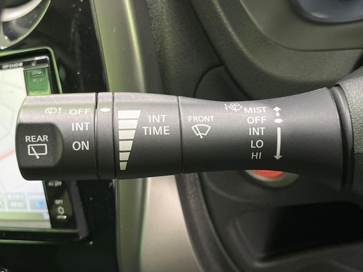 2015 Nissan Note DBA-E12 (UW-6a34b24f853be)[27]