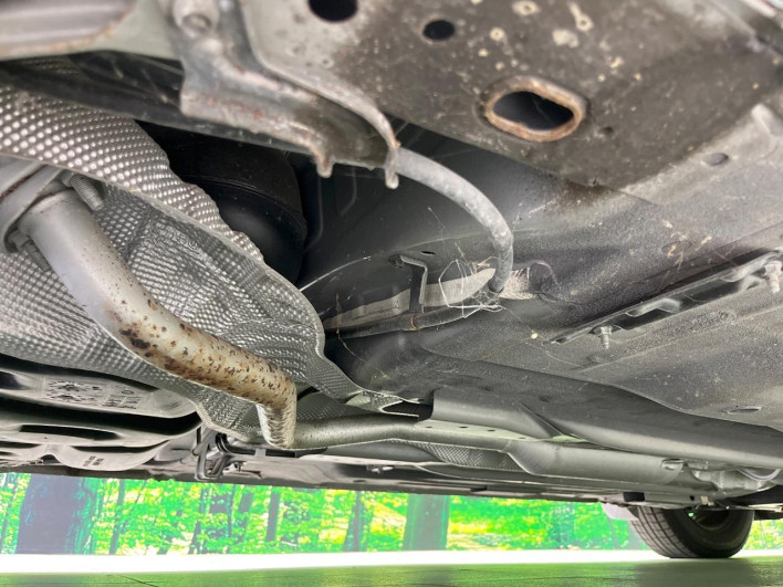 2015 Nissan Note DBA-E12 (UW-6a34b24f853be)[18]