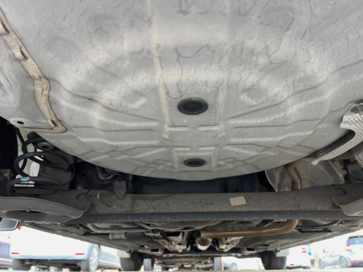 2015 Nissan Note DBA-E12 (UW-6a34b24f9ce6f)[9]