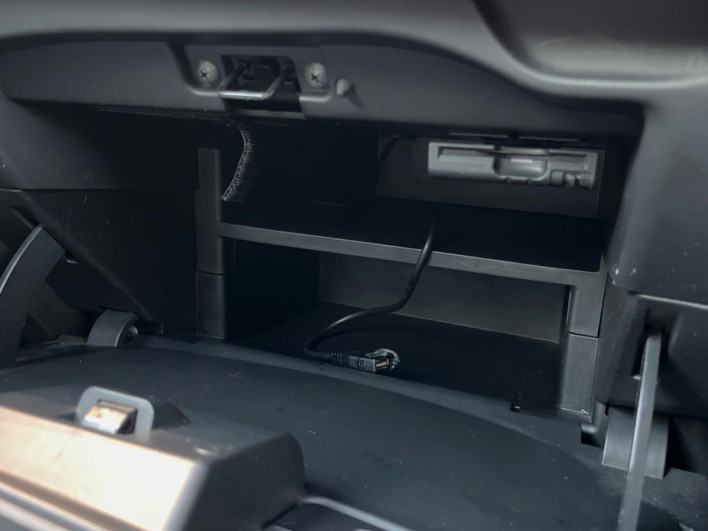 2015 Nissan Note DBA-E12 (UW-6a34b24f9ce6f)[17]