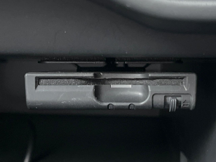 2015 Nissan Note DBA-E12 (UW-6a34b24f9ce6f)[18]