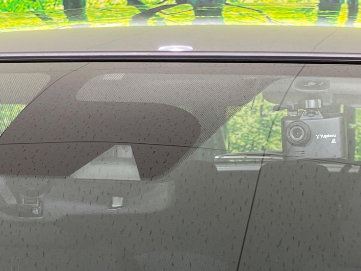 2016 Nissan Note DBA-E12 (UW-6a34b25165967)[5]