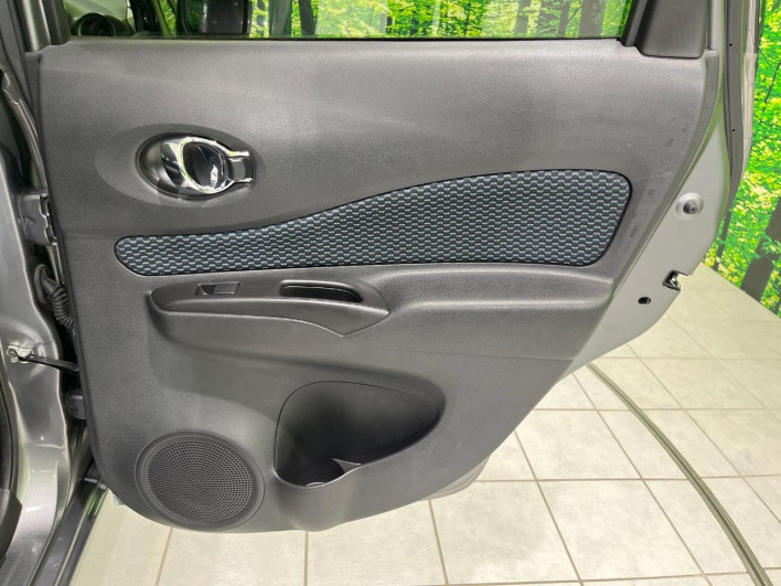 2016 Nissan Note DBA-E12 (UW-6a34b25165967)[21]