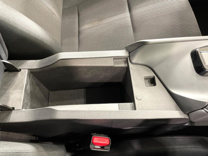 2021 Nissan Note 6AA-E13 (UW-6a34b2527c247)[29]