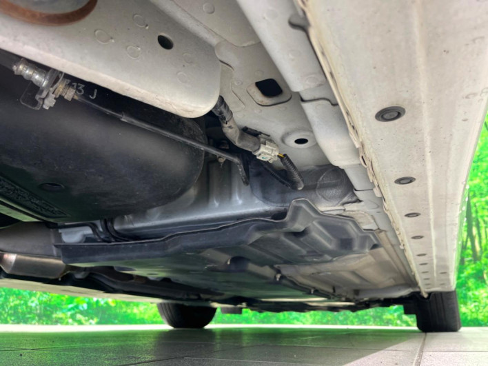 2022 Nissan Note 6AA-E13 (UW-6a34b254ba045)[11]