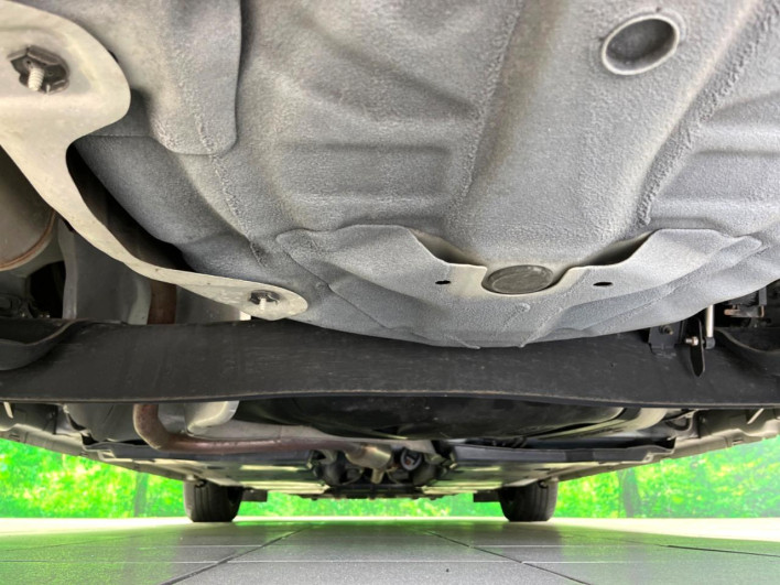 2022 Nissan Note 6AA-E13 (UW-6a34b254ba045)[9]