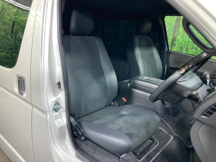 2025 Toyota Hiace Van 3DF-GDH201V (UW-6a34b2667096d)[24]