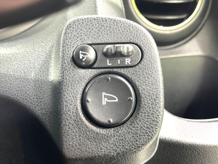 2011 Honda Fit DBA-GE9 (UW-6a34b26c49262)[15]