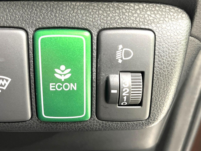 2011 Honda Fit DBA-GE9 (UW-6a34b26c49262)[13]