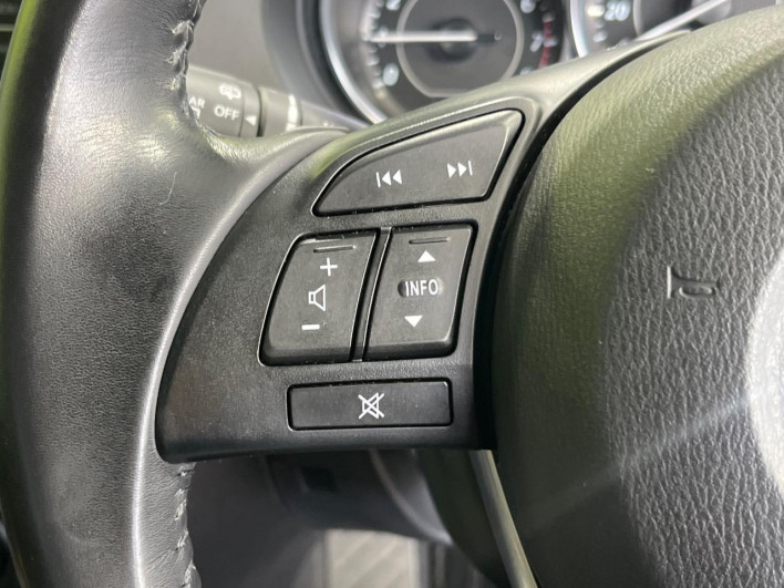 2014 Mazda Atenza Wagon DBA-GJEFW (UW-6a34b276644f2)[17]