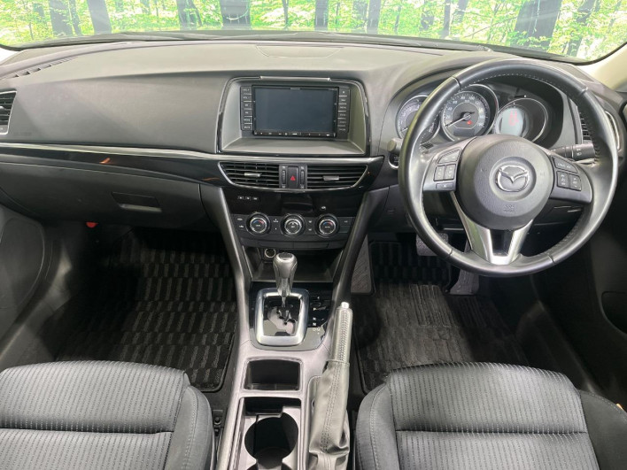 2014 Mazda Atenza Wagon DBA-GJEFW (UW-6a34b276644f2)[9]
