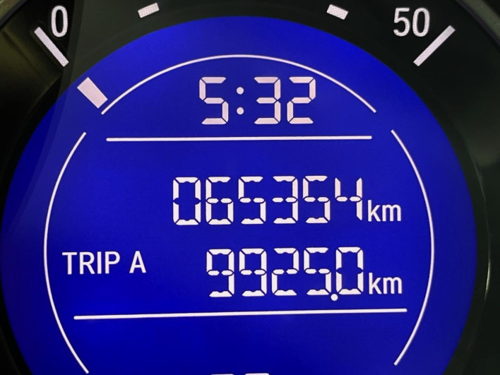 2016 Honda Fit DBA-GK3 (UW-6a34b276cdfa0)[2]