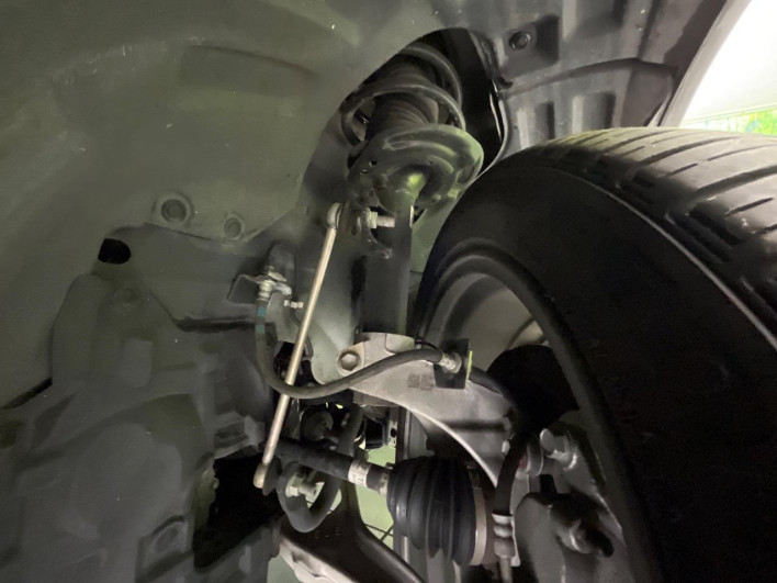2022 Mitsubishi OUTLANDER PHEV 5LA-GN0W (UW-6a34b2786c09e)[16]