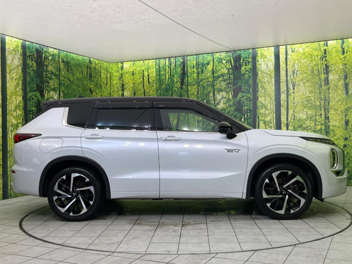 2022 Mitsubishi OUTLANDER PHEV 5LA-GN0W (UW-6a34b2786c09e)[7]