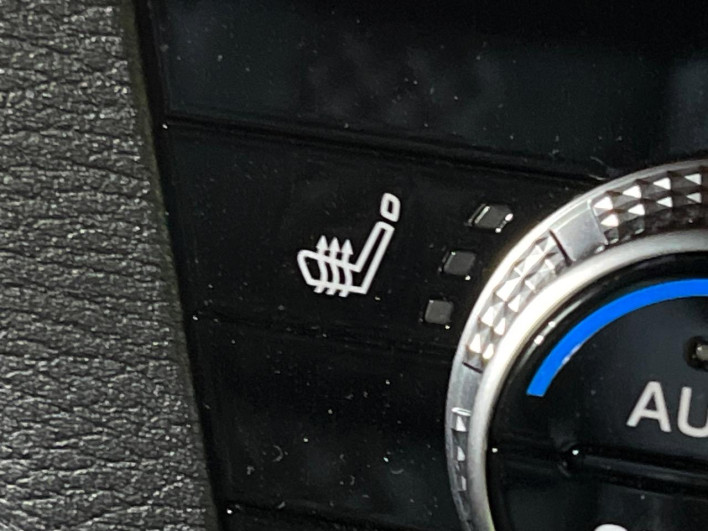2022 Mitsubishi OUTLANDER PHEV 5LA-GN0W (UW-6a34b2786c09e)[20]