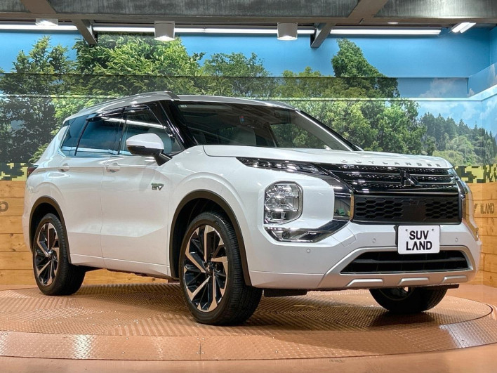 2023 Mitsubishi OUTLANDER PHEV 5LA-GN0W (UW-6a34b278abb63)[16]