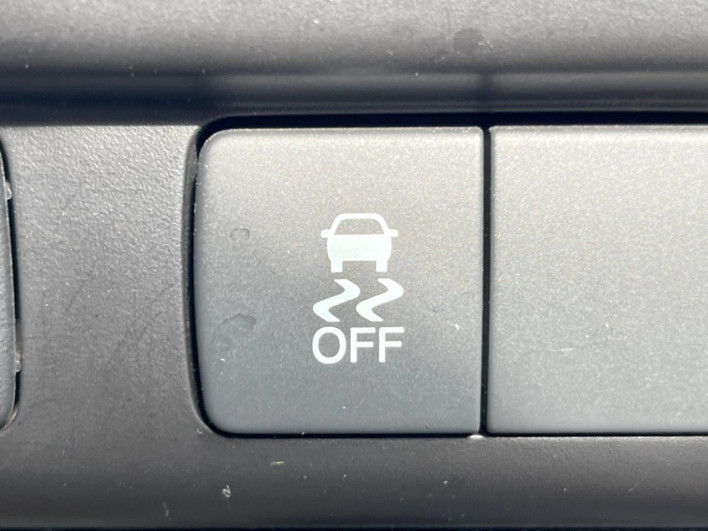 2014 Honda Freed hybrid DAA-GP3 (UW-6a34b279f421b)[14]