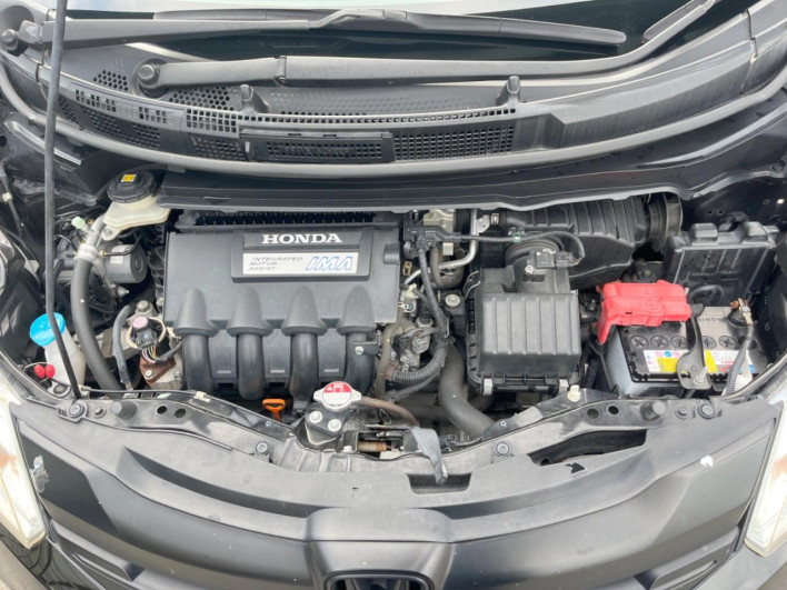 2014 Honda Freed hybrid DAA-GP3 (UW-6a34b279f421b)[19]