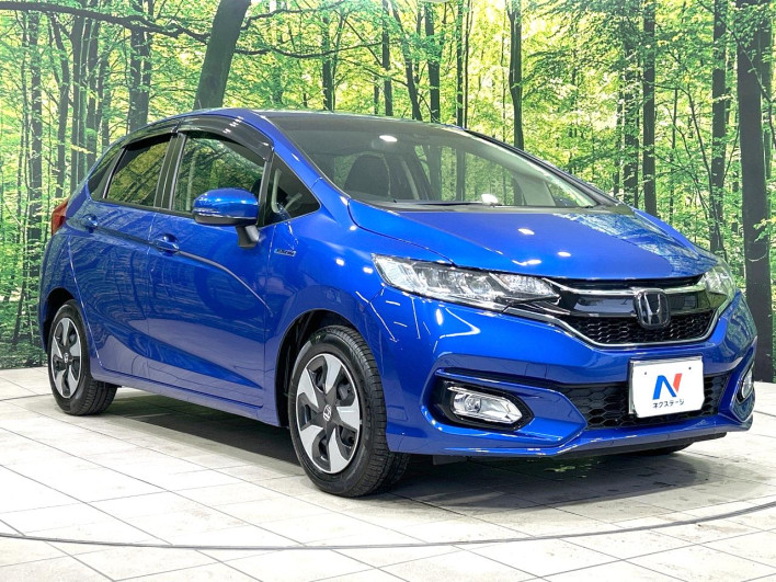 2017 Honda Fit Hybrid DAA-GP5 (UW-6a34b27b2f807)[24]