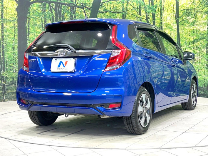 2017 Honda Fit Hybrid DAA-GP5 (UW-6a34b27b2f807)[26]