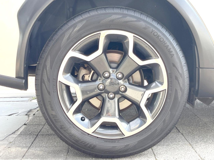 2014 Subaru XV DBA-GP7 (UW-6a34b27da1ff6)[25]