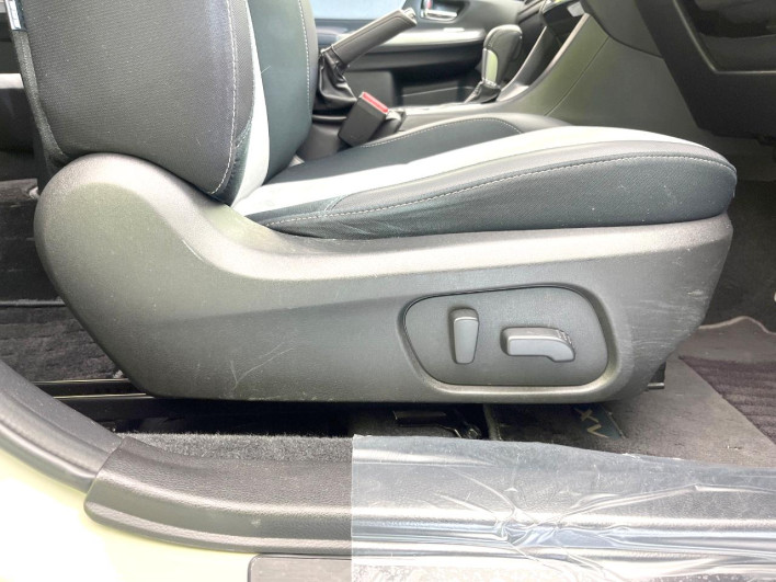 2015 Subaru XV HYBRID DAA-GPE (UW-6a34b27f476ba)[18]