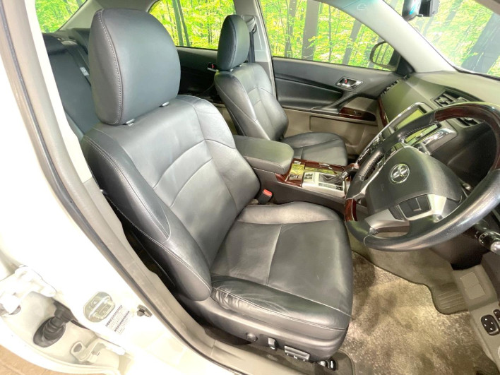 2012 Toyota Mark X DBA-GRX130 (UW-6a34b28258e7c)[15]