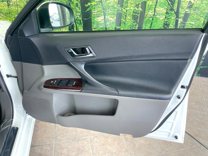 2012 Toyota Mark X DBA-GRX130 (UW-6a34b28258e7c)[26]