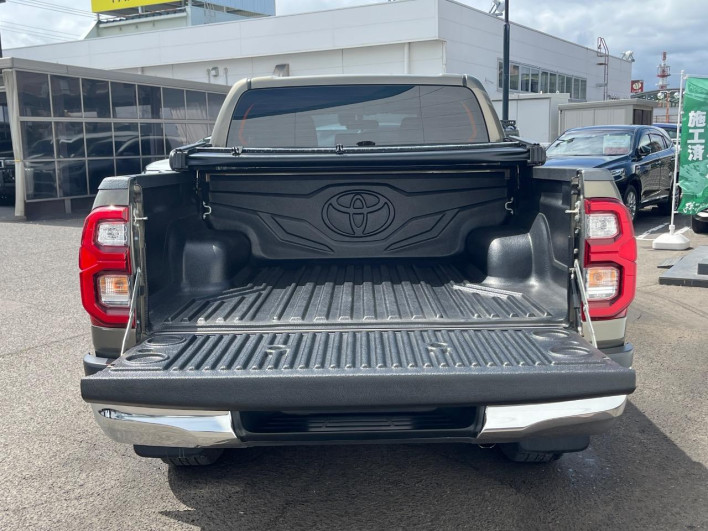 2022 Toyota Hilux 3DF-GUN125 (UW-6a34b28bcd609)[23]