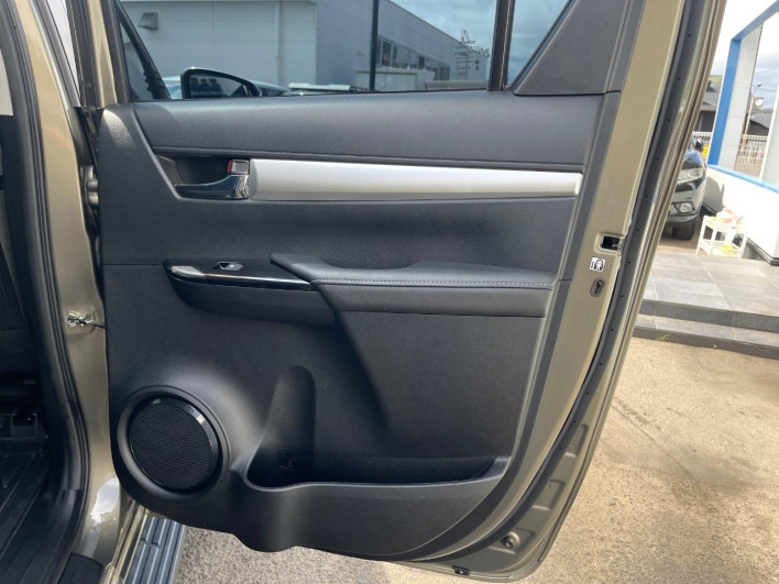 2022 Toyota Hilux 3DF-GUN125 (UW-6a34b28bcd609)[20]