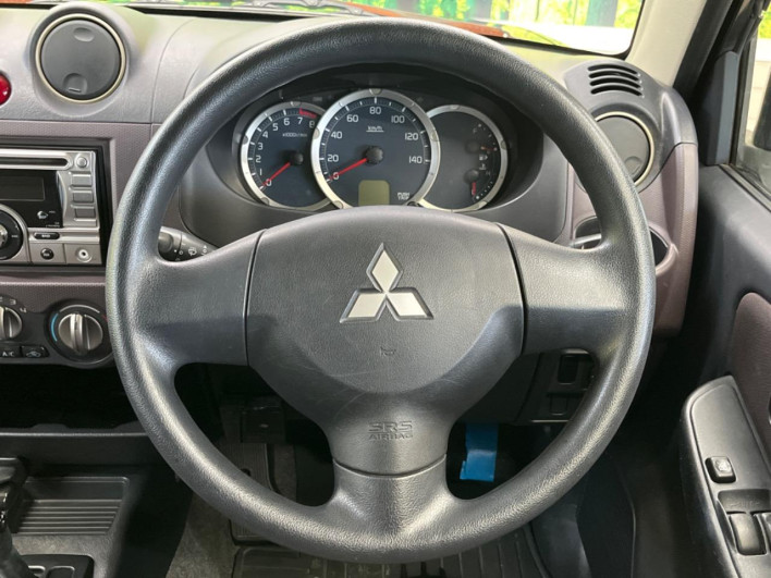 2012 Mitsubishi Pajero Mini ABA-H53A (UW-6a34b28f399bc)[29]