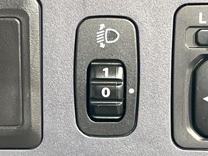 2009 Nissan Otti DBA-H92W (UW-6a34b28f818f9)[11]