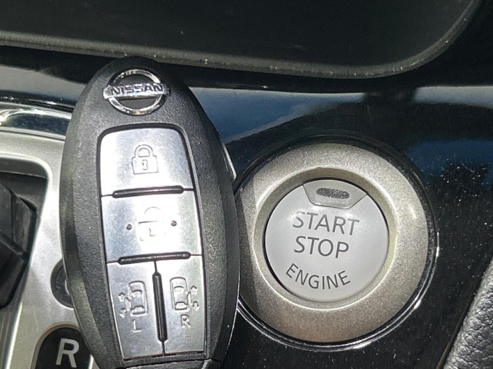2014 Nissan Serena DAA-HFC26 (UW-6a34b29cb97c1)[8]