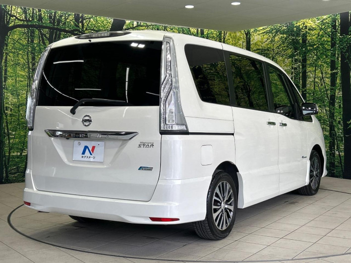 2014 Nissan Serena DAA-HFC26 (UW-6a34b29cb97c1)[27]