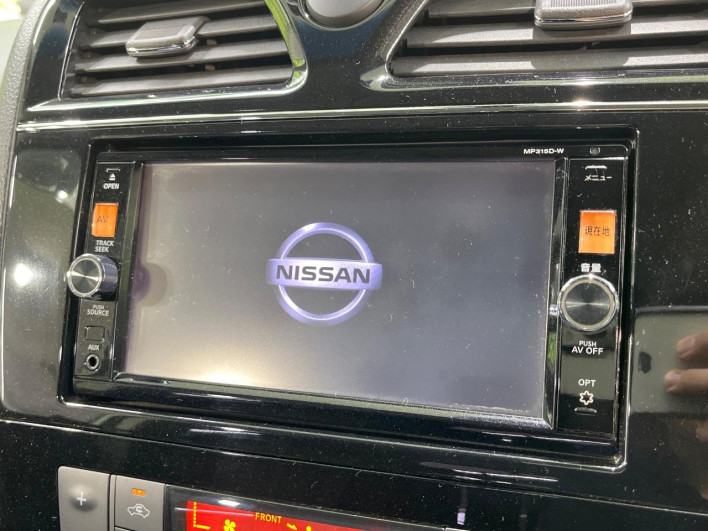 2015 Nissan Serena DAA-HFC26 (UW-6a34b29daac7a)[5]