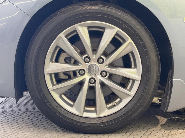 2014 Nissan Skyline DAA-HV37 (UW-6a34b2a572977)[13]