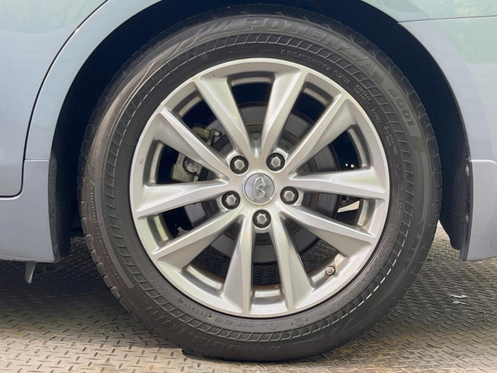 2014 Nissan Skyline DAA-HV37 (UW-6a34b2a572977)[12]