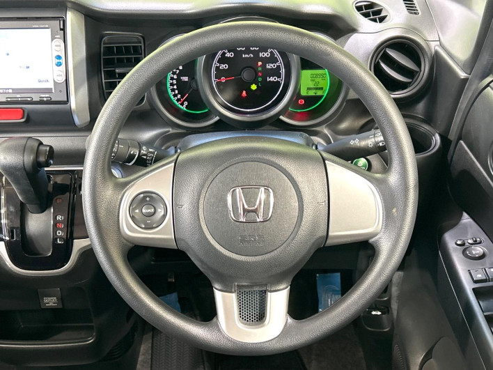 2015 Honda N-BOX DBA-JF1 (UW-6a34b2b2c57c8)[29]