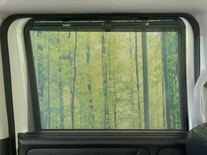 2016 Honda N-BOX CUSTOM DBA-JF1 (UW-6a34b2b37c5bc)[18]