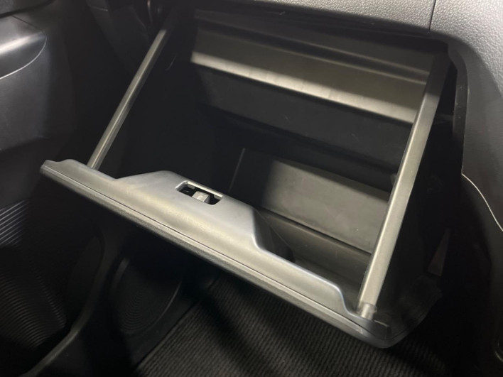 2016 Honda N-BOX DBA-JF1 (UW-6a34b2b3abffd)[26]