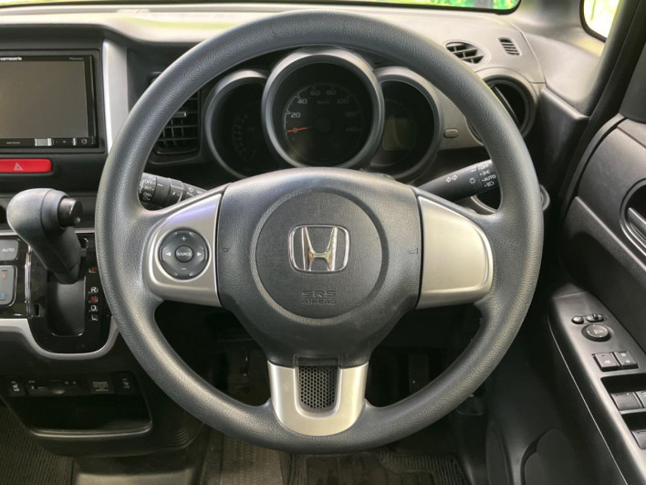 2016 Honda N-BOX DBA-JF1 (UW-6a34b2b3abffd)[21]